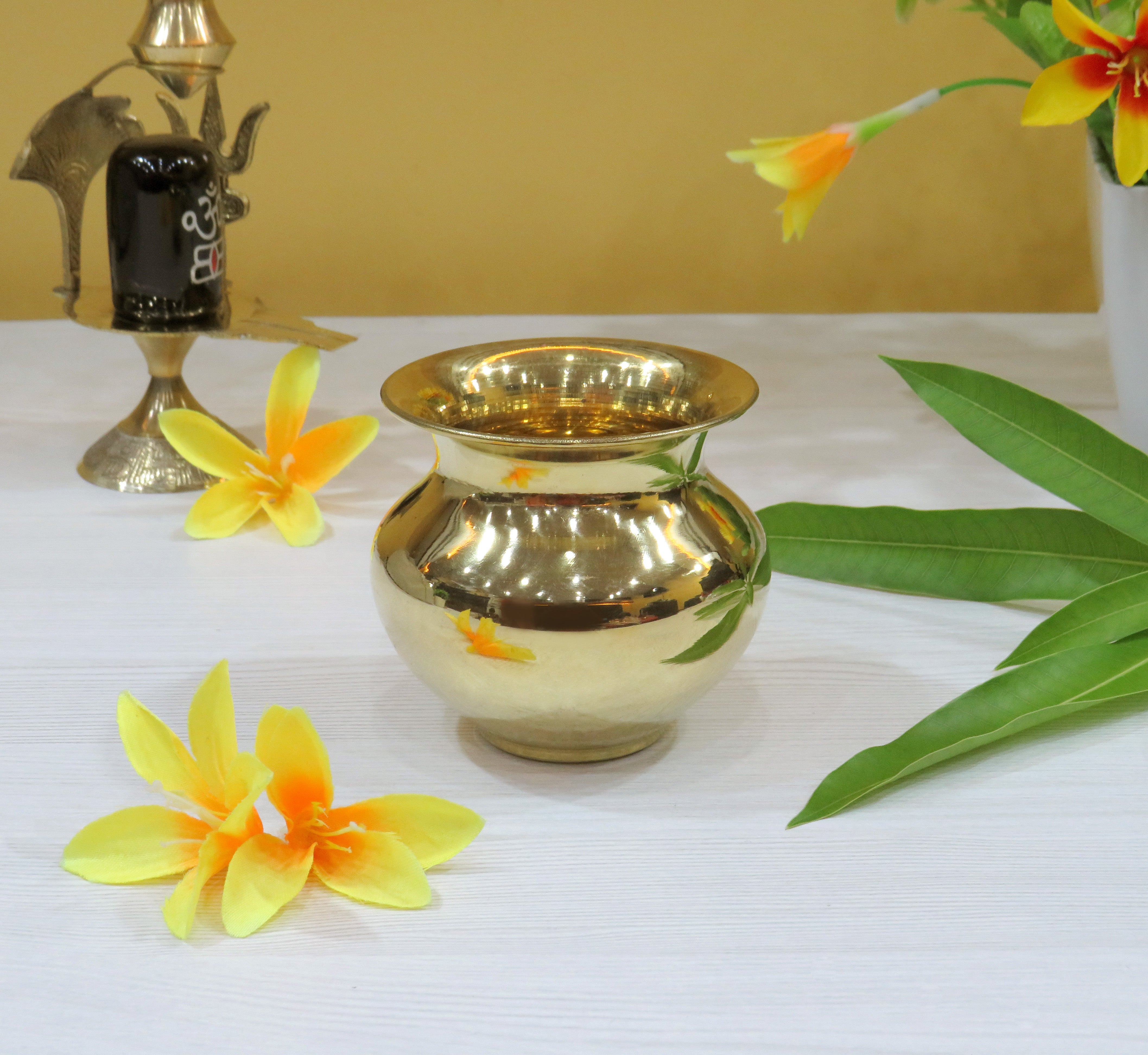 BENGALEN পিতলের কলশ লোটা গাদোয়া ডায়মন্ড ডিজাইনের পূজার প্রবন্ধ বাড়ির মন্দিরের জন্য সাজসজ্জার পূজার আইটেম পূজার উদ্দেশ্য ফেরত উপহার