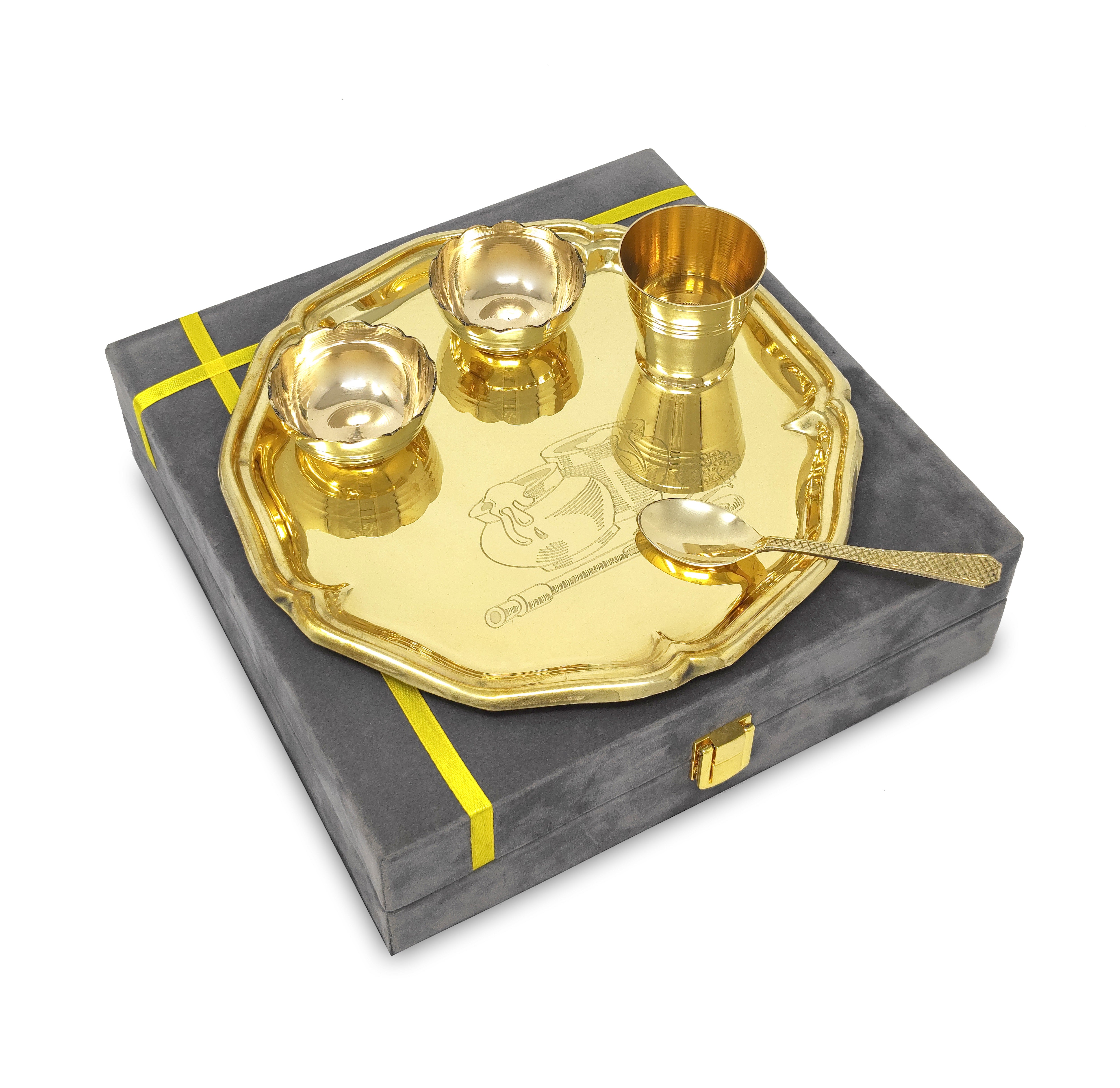 BENGALEN Pooja thali Set Brass Small 8 Inch With Gray Gift Box Laddu Gopal Bhog Thali for Janmashtami Decoration Puja Item Festival Puja Krishna Bhog Thali Set for Home Office Mandir Return Gift Items