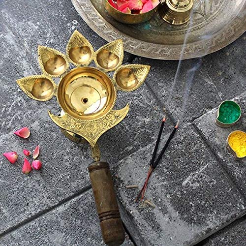 পুজোর জন্য বেঙ্গলেন ব্রাস পঞ্চ আরতি দিয়া
