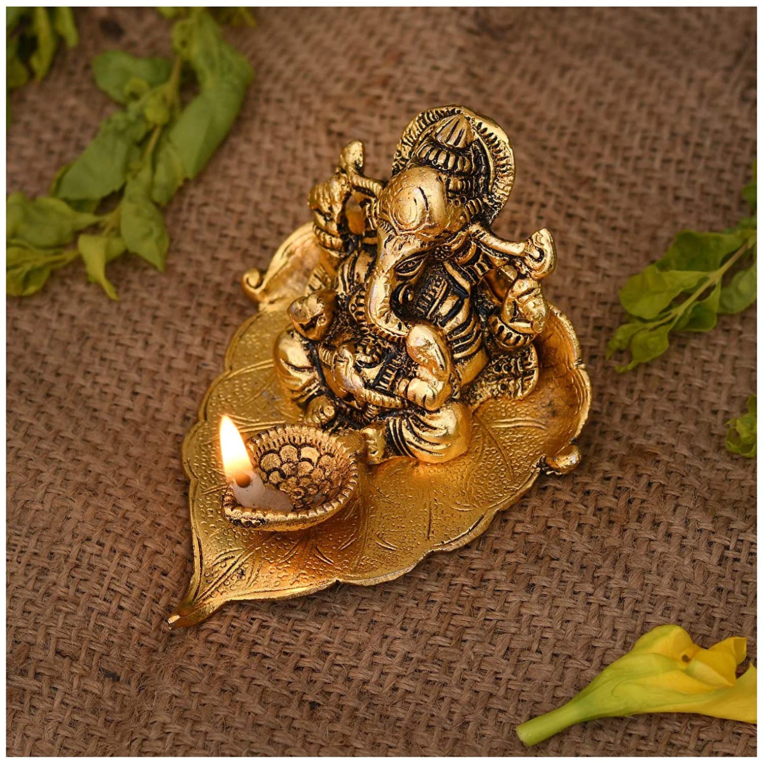 Bengalen Ganesha on Leaf Statue Ganesh Idol with Diya for Home Decorative Gifts Puja Diwali Gift Items