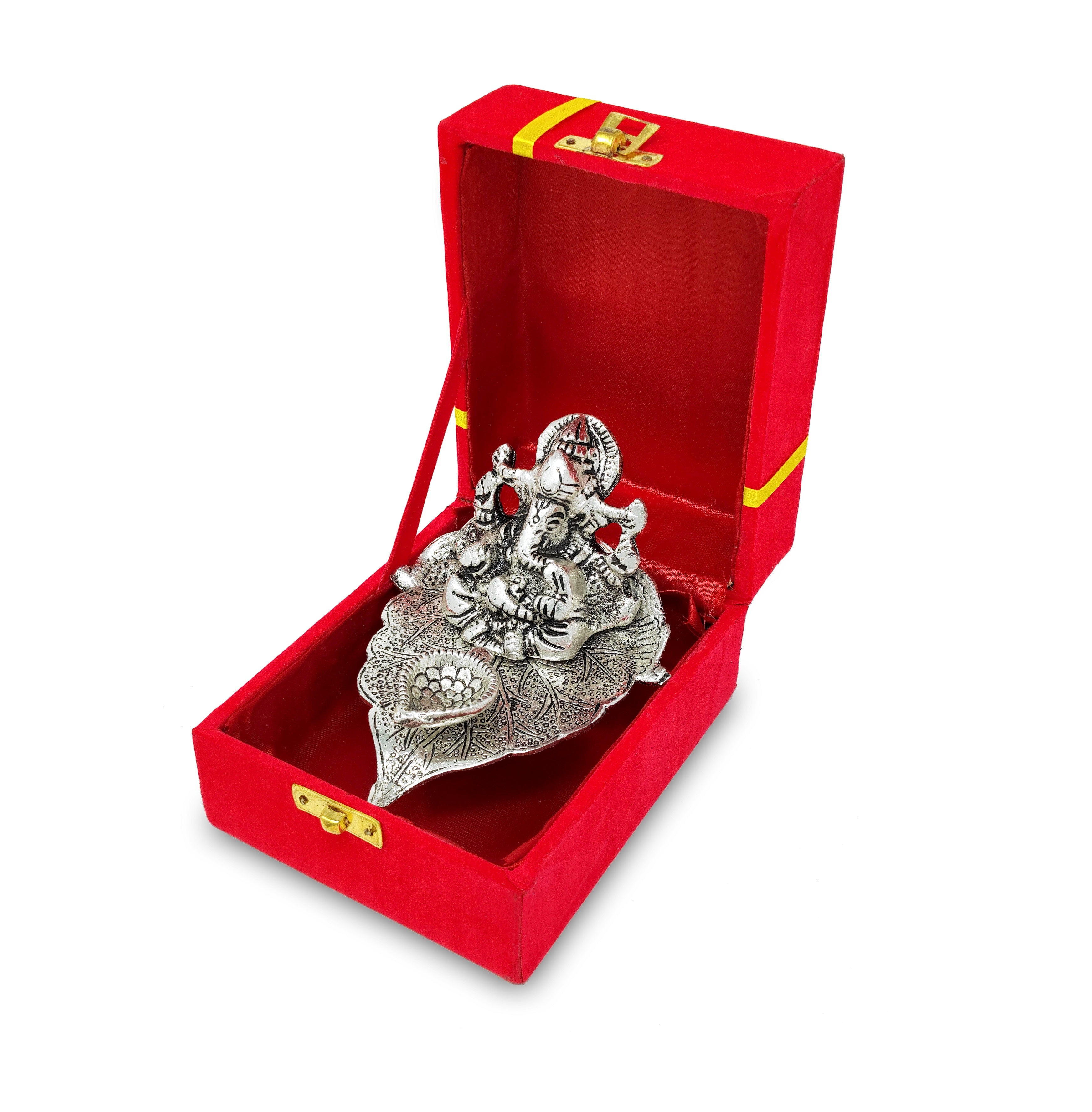 BENGALEN German Silver Diya Ganesha on Leaf Oil Lamp Statue Idol with Red Velvet Gift Box Pooja Items Diwali Decoration Puja Gifts Handmade Oil Lamp Traditional Indian Deepawali Gift Items