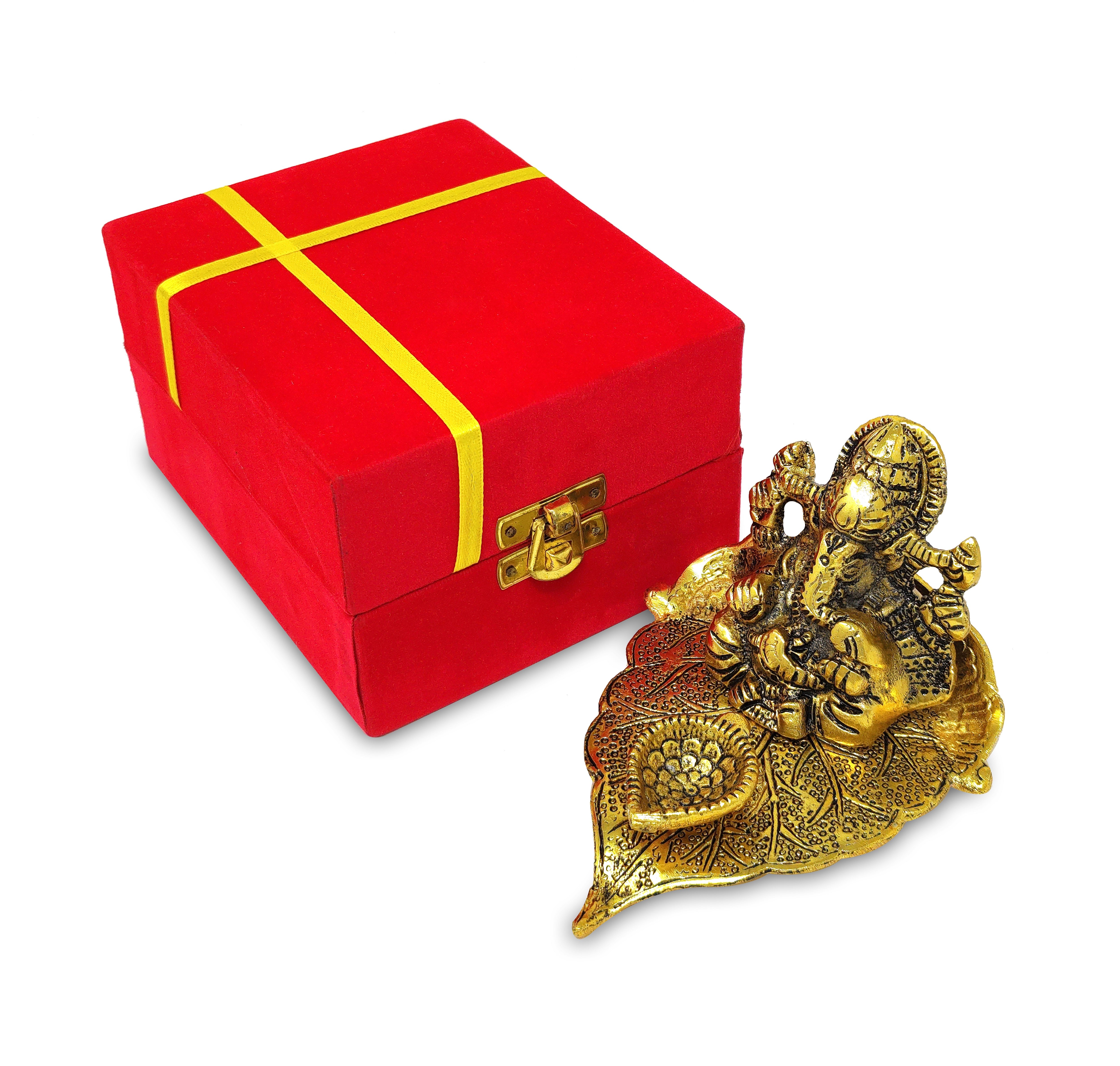 BENGALEN Diya Ganesha on Leaf Oil Lamp Statue Idol Gold with Red Velvet Gift Box Pooja Items Diwali Decoration Puja Gifts Handmade Oil Lamp Traditional Indian Deepawali Gift Items