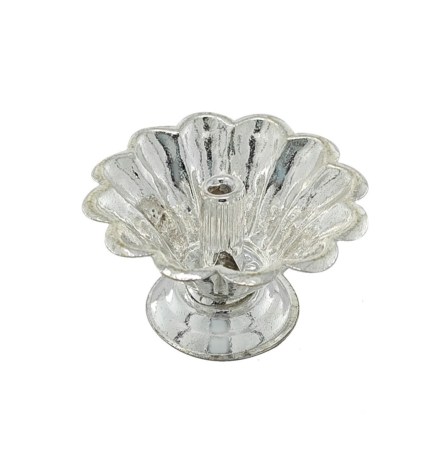 Bengalen Silver Plated Round Devdas Diya for Pooja Thali Set, Puja Items for Poojan Purpose, Wedding Return Gift Articles for Home Decor