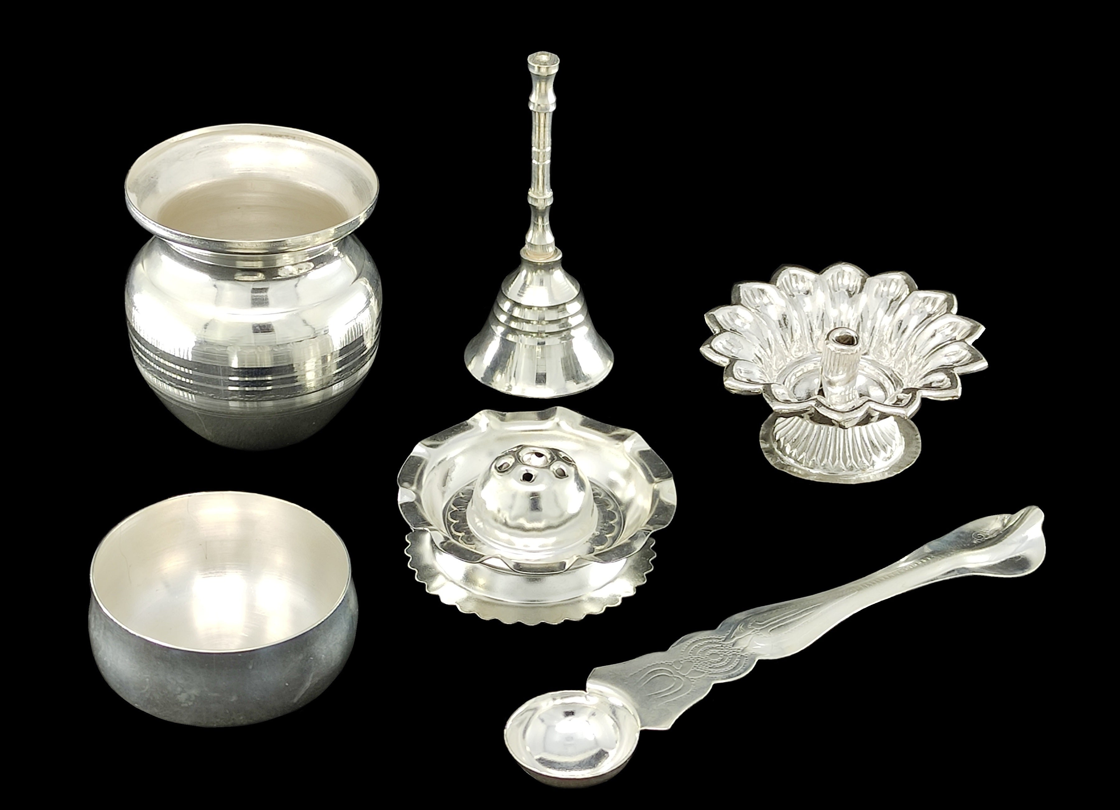 Bengalen Silver Plated Pooja thali Set 7 Inch Festival Ethnic Puja Thali Items for Diwali Daily Home Mandir Office Wedding Return Gift