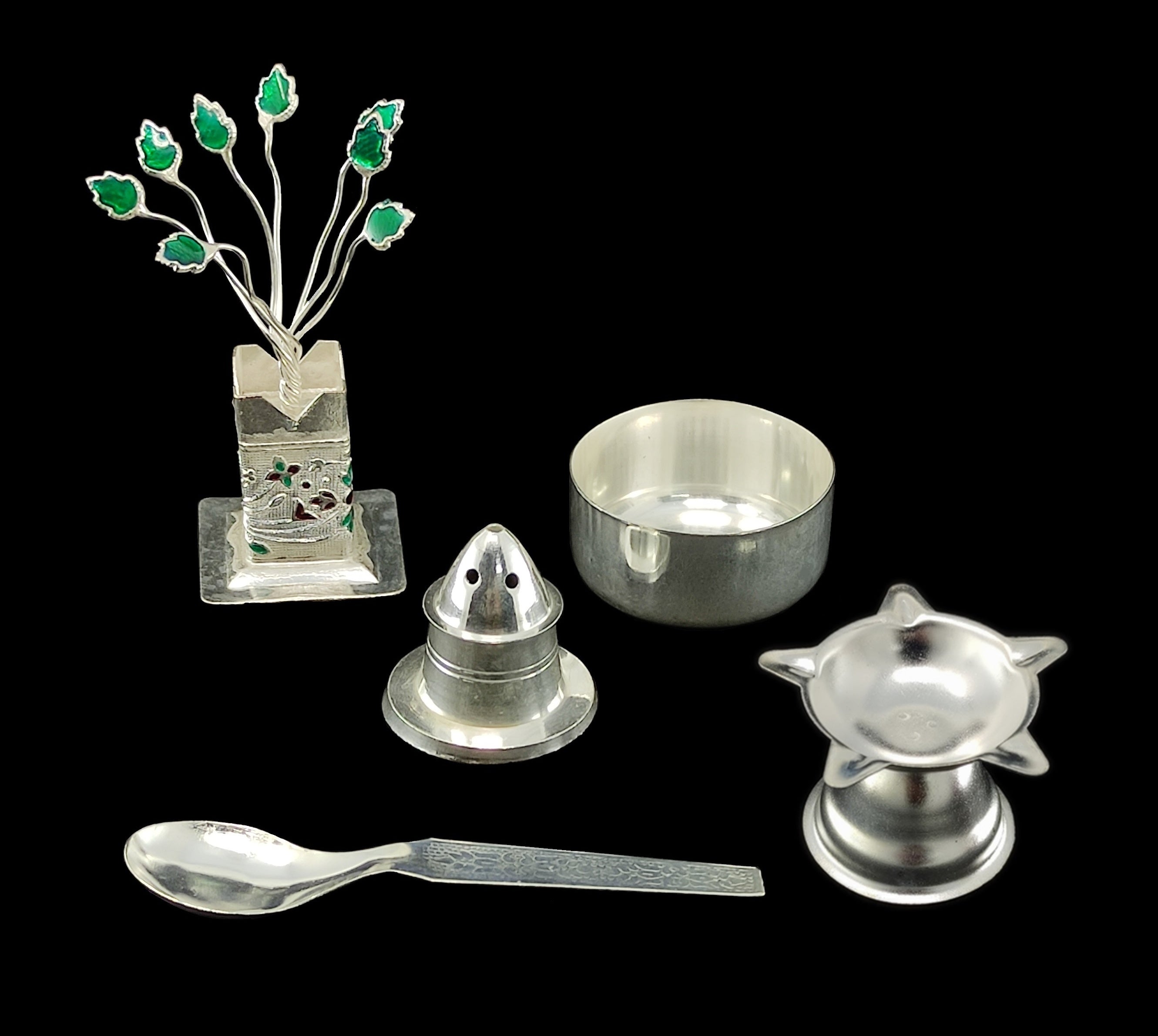 BENGALEN Silver Plated Pooja Thali Set 6 Inch with Plate Agarbatti Stand Tulsi Idol Bowl Spoon Diya Puja Decorative Items for Home Mandir Office Wedding Return Gift Items